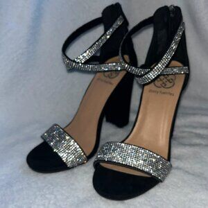 Black Sparkling Rhinestone Heels 🩶